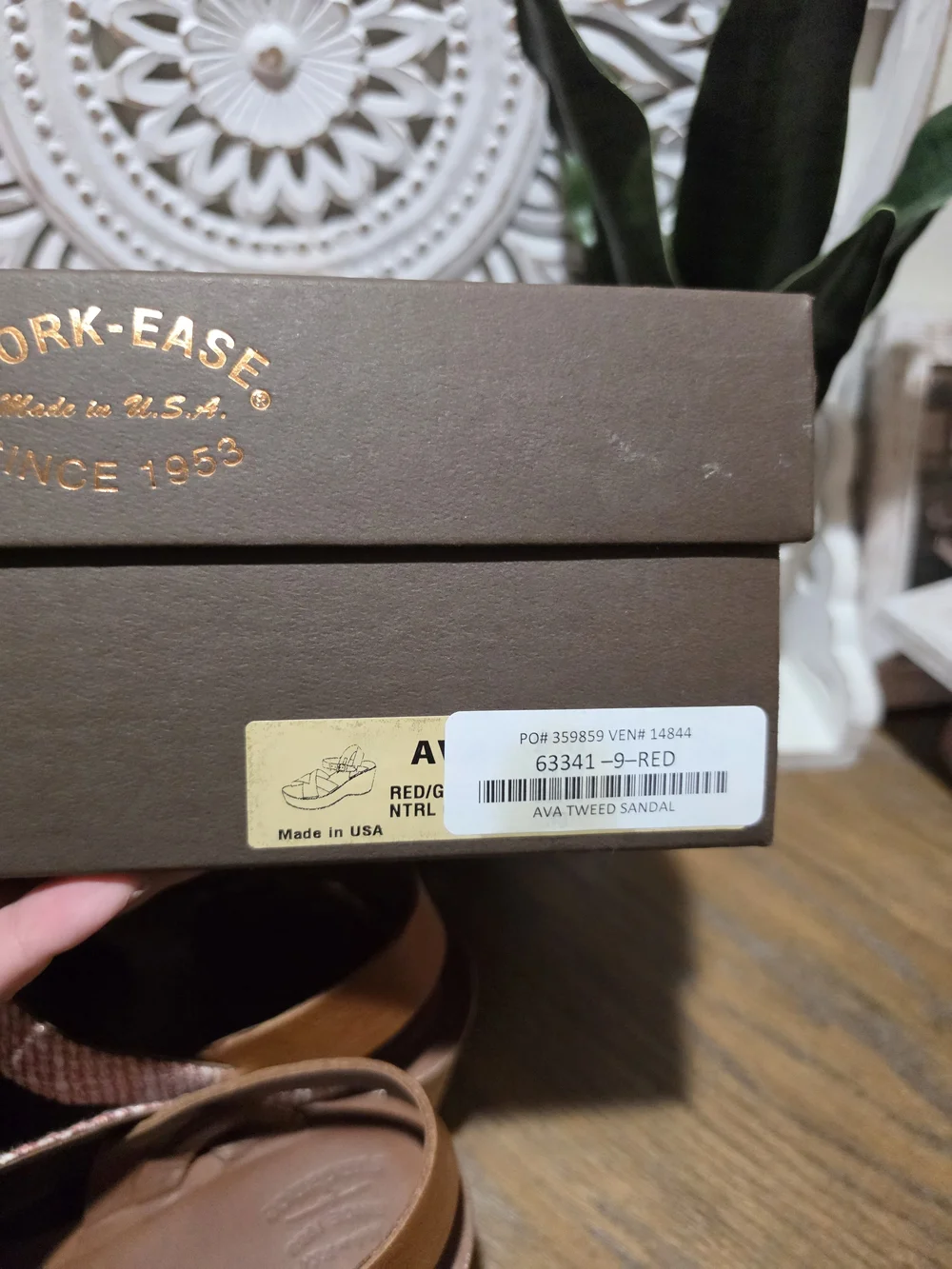 Kork-Ease Red Woven Cork Platform Wedge Sandals Womebs Size 9 W/box